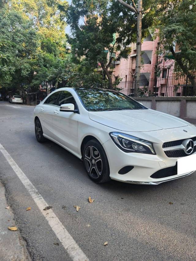 https://images10.gaadi.com/usedcar_image/4273893/original/processed_0e1c37838b65a3ee125ca4ceaf45e0a2.jpg?imwidth=6400