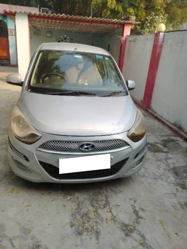 https://images10.gaadi.com/usedcar_image/4274136/original/processed_eb7af08d-f0d8-4652-ae1c-eb0dc7f3ff0b.jpeg?imwidth=6402