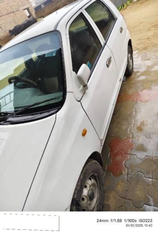 https://images10.gaadi.com/usedcar_image/4274162/original/processed_3a6fd2a7-e37c-4a16-a851-5b237f7f60b3.jpg?imwidth=6402