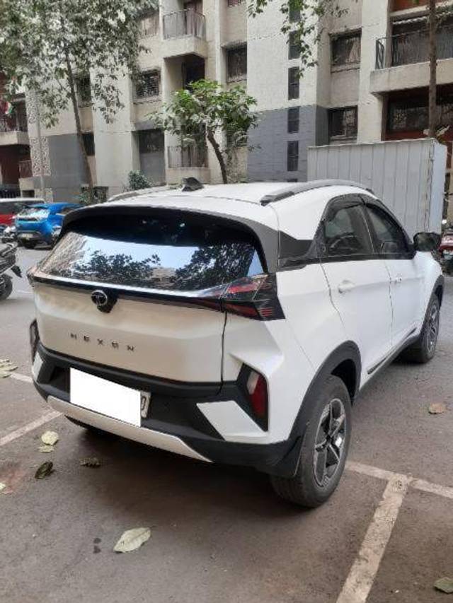 https://images10.gaadi.com/usedcar_image/4274197/original/e98a114fa4d436925d5db423e5f879d9.jpg?imwidth=6401