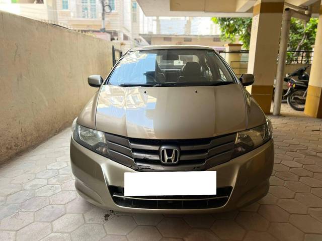 https://images10.gaadi.com/usedcar_image/4274293/original/processed_0b6cf8e6e52320c65151ce584d8d6c3b.jpg?imwidth=6402