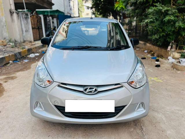 https://images10.gaadi.com/usedcar_image/4274325/original/processed_5e16e98d0150430323781301f946ad9b.jpg?imwidth=6402