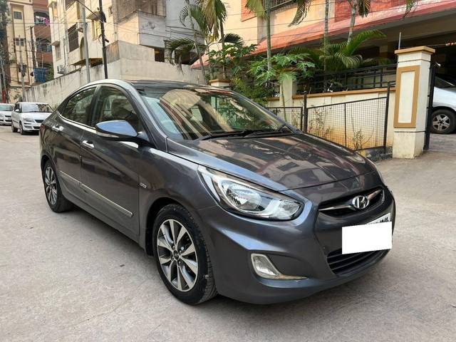 https://images10.gaadi.com/usedcar_image/4274328/original/processed_c540cab1bf1c3d4b7ab012152f78479a.jpg?imwidth=6400