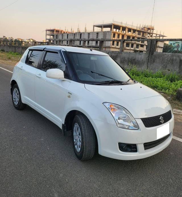 https://images10.gaadi.com/usedcar_image/4274396/original/processed_67a16d466432558e12d29cf3d8fc2f2f.jpg?imwidth=6400