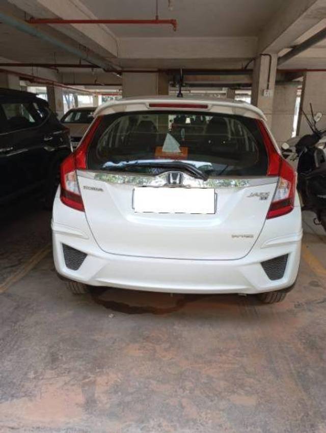 https://images10.gaadi.com/usedcar_image/4274454/original/cebb095bc249da43b9795b34d797d8ed.jpg?imwidth=6401