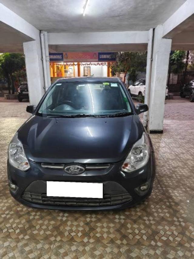 https://images10.gaadi.com/usedcar_image/4274495/original/processed_ecf4e78f-83ea-45b2-8621-0ed3db8e6792.jpg?imwidth=6402