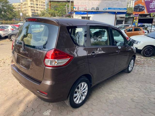 https://images10.gaadi.com/usedcar_image/4274501/original/processed_8781c1bd2c83ce9a4f2cca1d0627a808.jpg?imwidth=6401