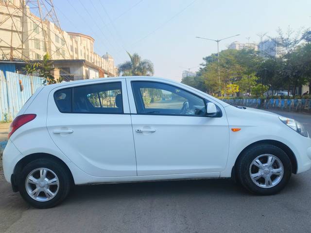 https://images10.gaadi.com/usedcar_image/4274578/original/450af92fcaf4ab44a3602b21cb94ea7e.jpg?imwidth=6401