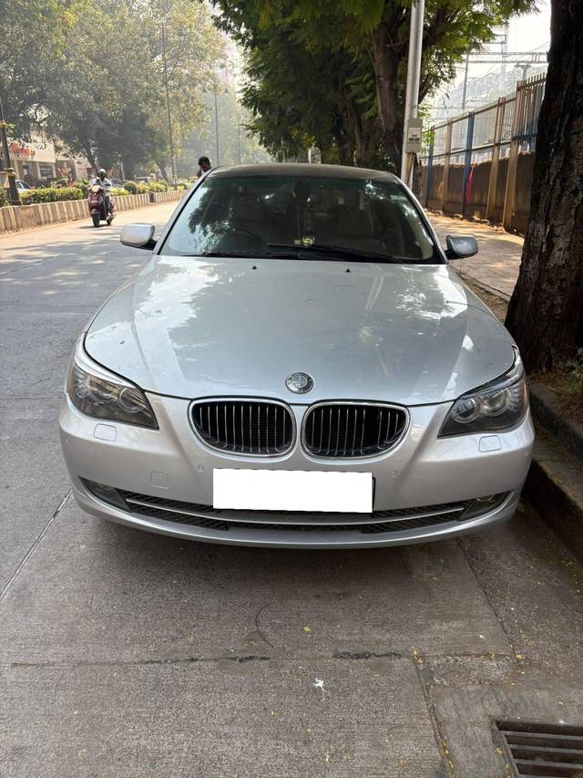 https://images10.gaadi.com/usedcar_image/4274714/original/processed_d1253cbf15c8621000d475a8c45bd4bf.jpg?imwidth=6402