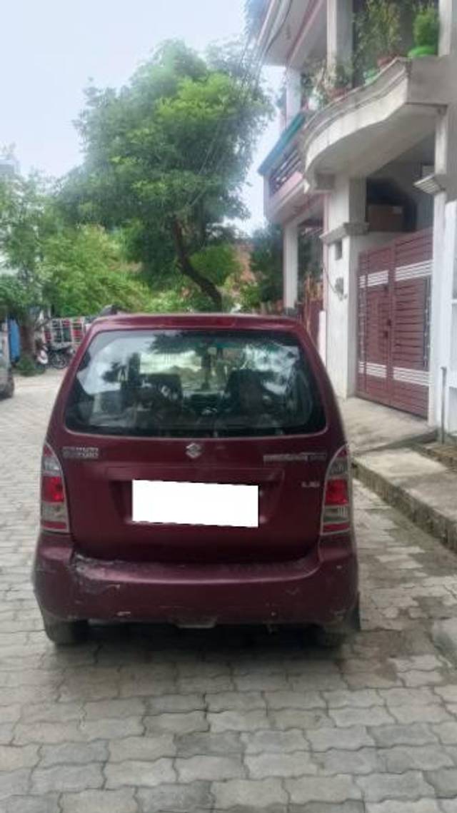 https://images10.gaadi.com/usedcar_image/4274730/original/processed_c804c053-b868-42de-ad98-798717c7d9b3.jpg?imwidth=6401