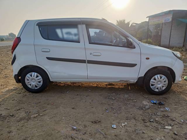 https://images10.gaadi.com/usedcar_image/4274743/original/processed_fbcb2aed-480a-418a-8cb8-833e4ad9c6eb.jpg?imwidth=6401