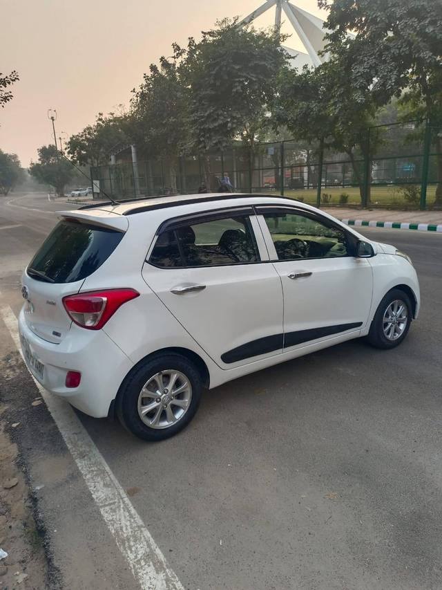 https://images10.gaadi.com/usedcar_image/4274801/original/processed_53cc532cc60033667d3b4390a304711d.jpg?imwidth=6402