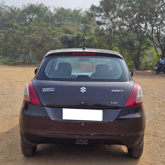 https://images10.gaadi.com/usedcar_image/4274817/original/processed_bcfb5830bb9a91c1d5e1b1b3b1508467.jpg?imwidth=6402