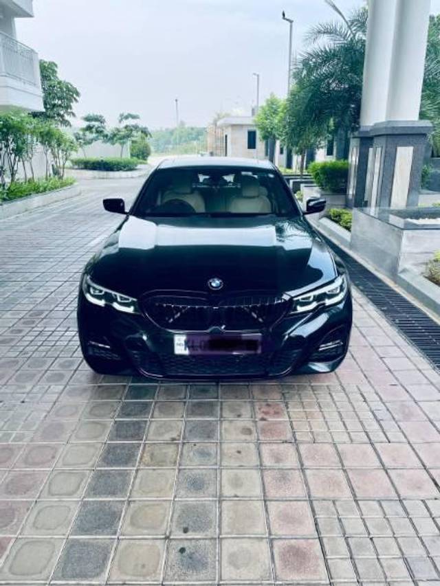 https://images10.gaadi.com/usedcar_image/4274856/original/processed_19d5d571-c288-45d1-865d-19aa6d4ffcda.jpg?imwidth=6400