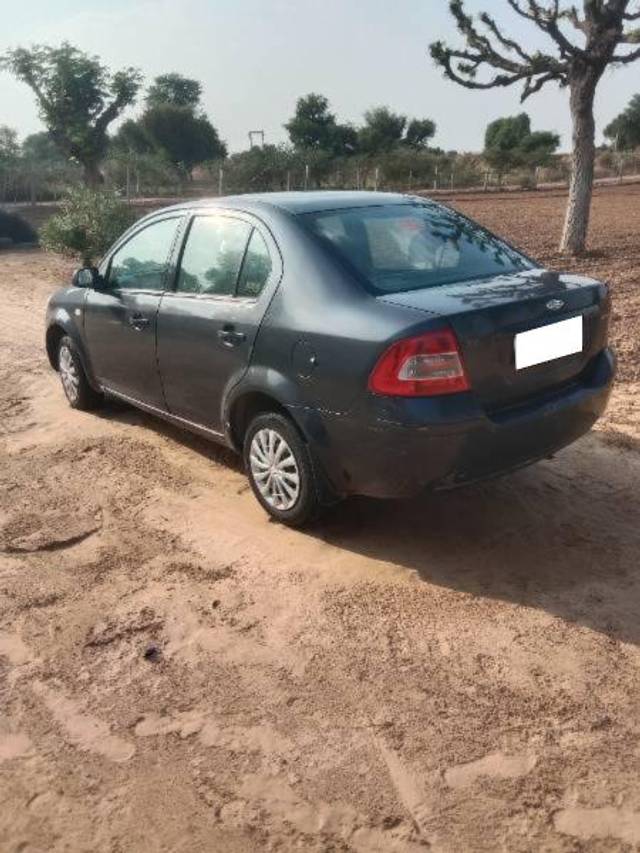 https://images10.gaadi.com/usedcar_image/4274921/original/processed_2c8a8d5a-adc4-4bc6-9e1f-449e109b6547.jpg?imwidth=6402