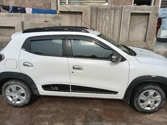 https://images10.gaadi.com/usedcar_image/4275007/original/processed_77299493-4c5e-4d6b-9473-096792f91d9c.jpg?imwidth=6401