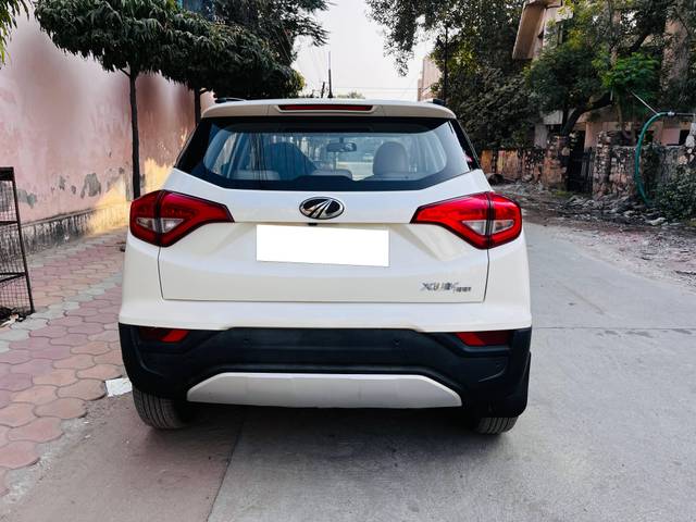 https://images10.gaadi.com/usedcar_image/4275065/original/processed_bd4fb5b33bb863b509b9f7cd8e988e8d.jpeg?imwidth=6401