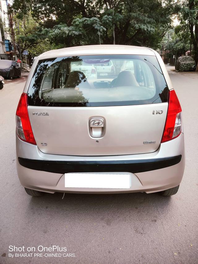 https://images10.gaadi.com/usedcar_image/4275087/original/processed_895d16a0d9914a7df60a1f6b41830b95.jpg?imwidth=6401