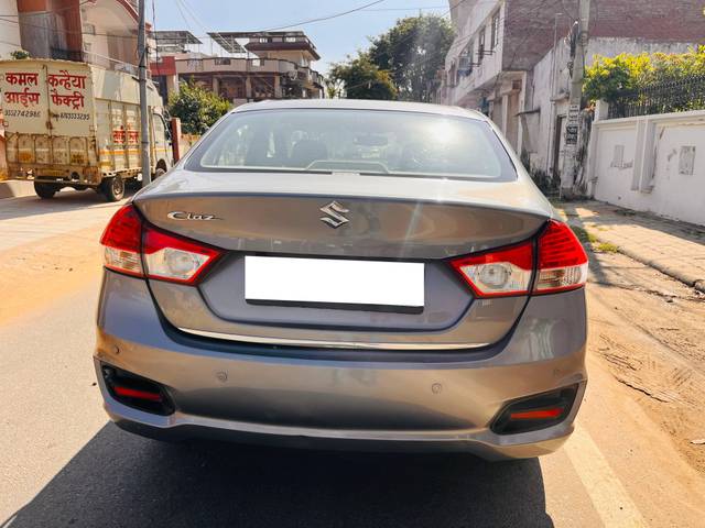 https://images10.gaadi.com/usedcar_image/4275168/original/processed_83ca2f274ab86a18f0bf07d9f54282bf.jpeg?imwidth=6401