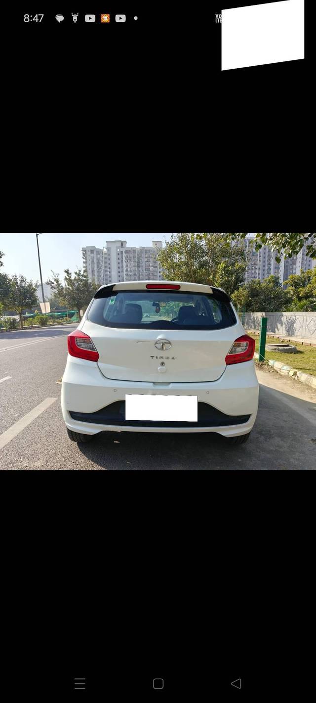 https://images10.gaadi.com/usedcar_image/4275229/original/processed_91ed4f38217e778ee60fe1540660674e.jpg?imwidth=6400