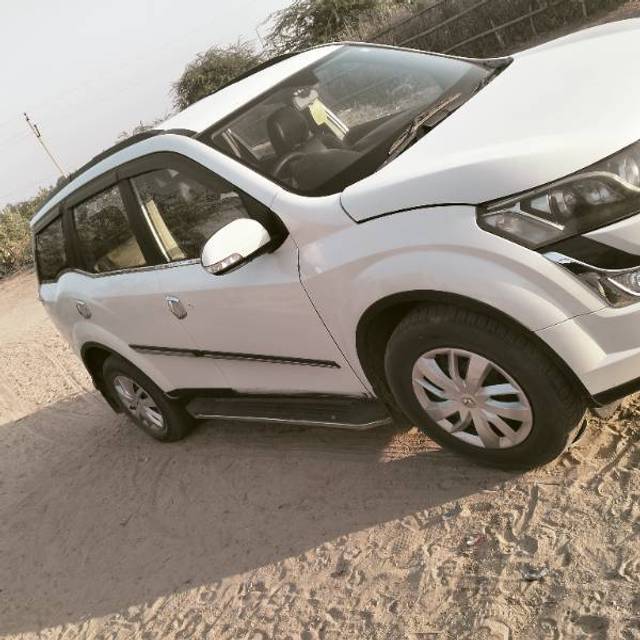 https://images10.gaadi.com/usedcar_image/4275278/original/636436b09faace49c545fff885cb75cc.jpg?imwidth=6402