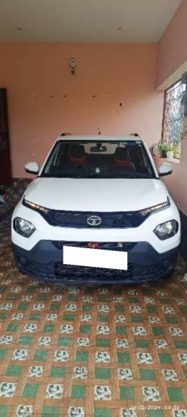 https://images10.gaadi.com/usedcar_image/4275374/original/processed_f667b54e-d0ad-4f66-aee6-c8c086eba58b.jpg?imwidth=6400