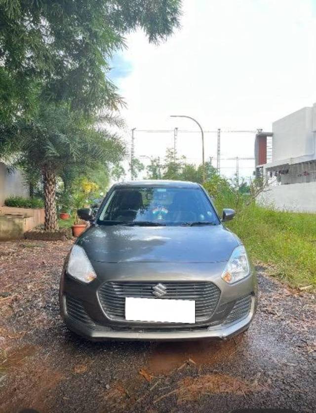 https://images10.gaadi.com/usedcar_image/4275483/original/processed_822aa2c5-e99a-4c19-b697-ddf2059595cc.jpeg?imwidth=6400