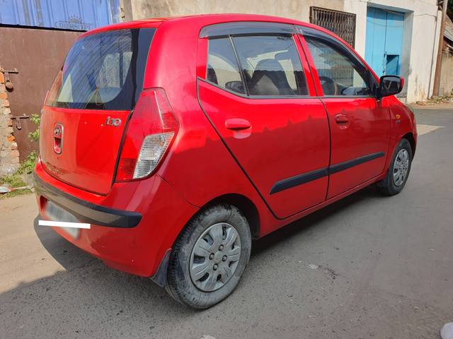 https://images10.gaadi.com/usedcar_image/4275606/original/processed_4c9f5260e6a85e769170ac0b0977b2aa.jpg?imwidth=6401