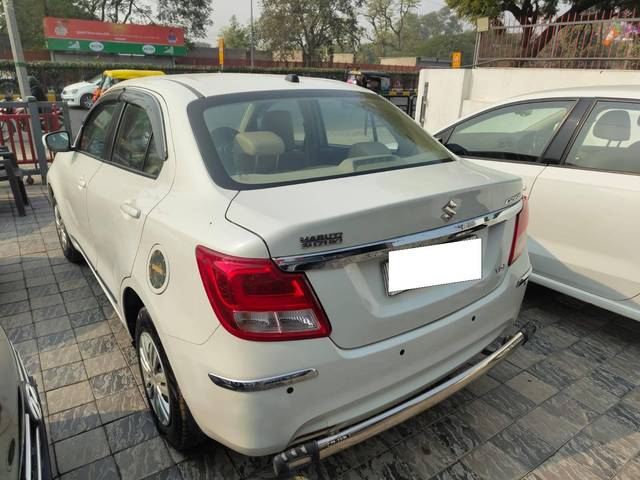 https://images10.gaadi.com/usedcar_image/4275695/original/processed_b5cc9eb3c0400f71e9a681540fcee3b5.jpg?imwidth=6402