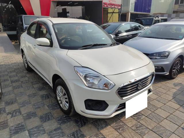 https://images10.gaadi.com/usedcar_image/4275695/original/processed_fea2a3bc4bcc115b1a5d669142bd5387.jpg?imwidth=6400