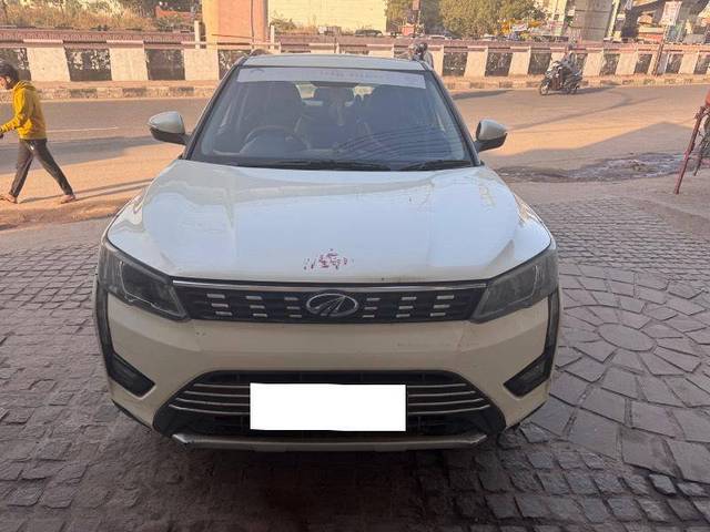 https://images10.gaadi.com/usedcar_image/4275738/original/f83b05e26315ff30b19cc2e859f9f87f.jpeg?imwidth=6400