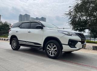 Toyota Fortuner 2016-2021 Toyota Fortuner 2.8 4WD MT