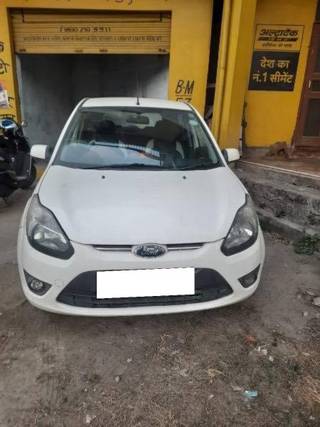 Ford Figo 2010-2012 Ford Figo Petrol Titanium