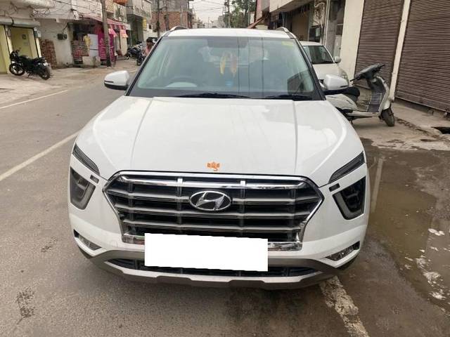 https://images10.gaadi.com/usedcar_image/4275834/original/processed_c6264992-0a01-471e-9b6d-aea372366bed.jpg?imwidth=6401