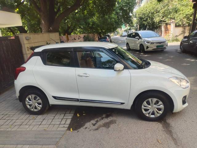 https://images10.gaadi.com/usedcar_image/4275853/original/processed_d8c5f3a266e79d13c07407f076ee9252.jpeg?imwidth=6401