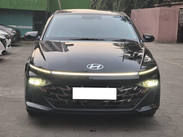 https://images10.gaadi.com/usedcar_image/4275866/original/processed_8557b787922f727cc46d200e74a95819.jpg?imwidth=6400