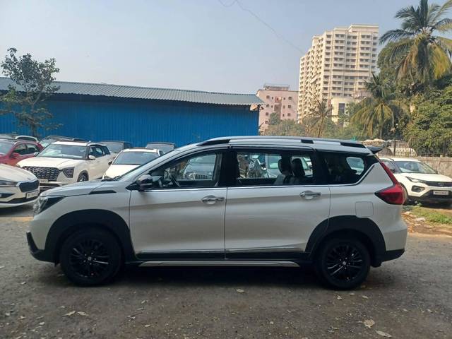 https://images10.gaadi.com/usedcar_image/4275885/original/processed_981f4df781fbe5a8cbb3ad0faef7b075.jpeg?imwidth=6402