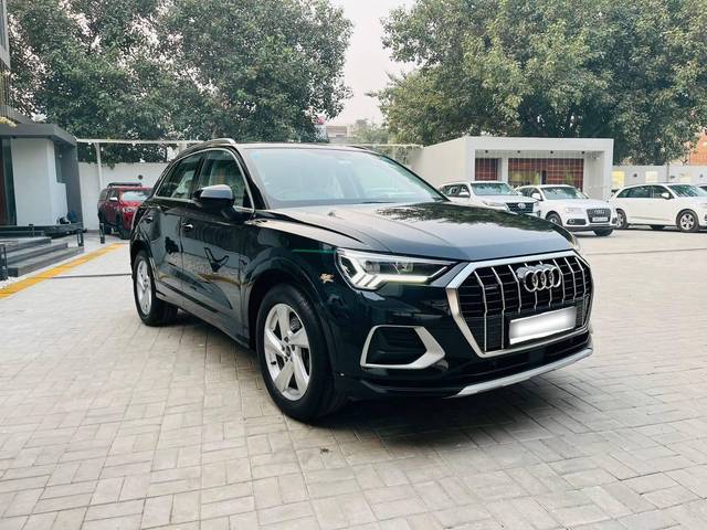 https://images10.gaadi.com/usedcar_image/4275923/original/processed_08db1fb7ed50748489a0688240f2bea1.jpeg?imwidth=6400