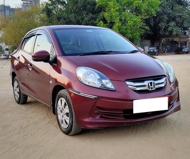 https://images10.gaadi.com/usedcar_image/4275927/original/processed_424d57780f6214728abbcec1b2e54809.jpg?imwidth=6400