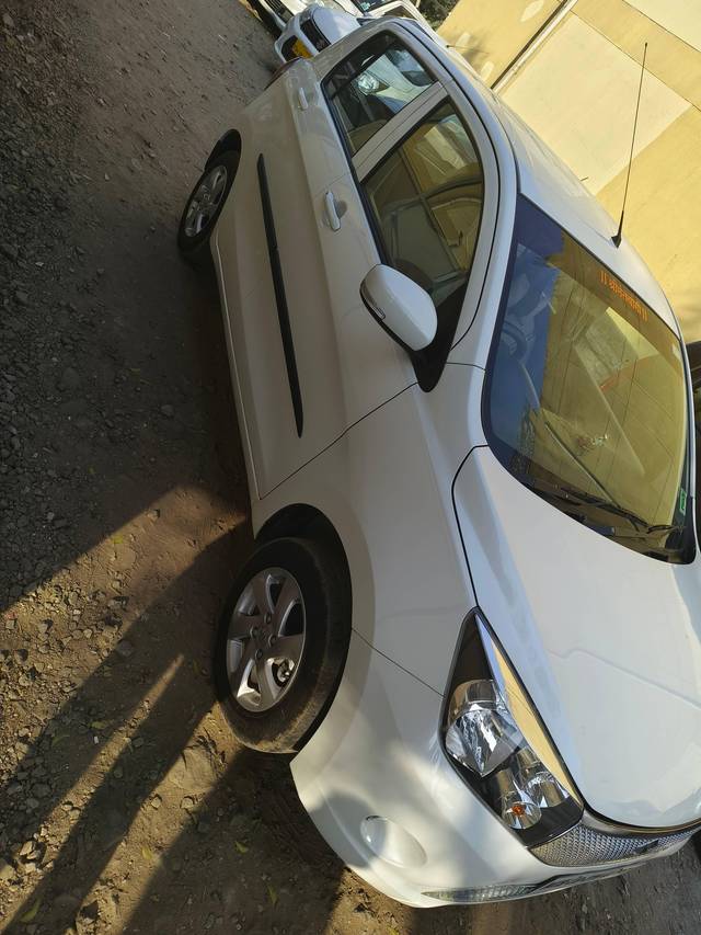 https://images10.gaadi.com/usedcar_image/4275950/original/processed_dd894893bad30682aeecd3529ff0d5a5.jpg?imwidth=6402