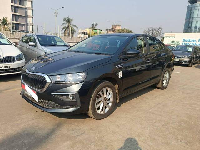 https://images10.gaadi.com/usedcar_image/4275953/original/processed_9459ecda6e6a326f20f0d52323b69fe1.jpg?imwidth=6400