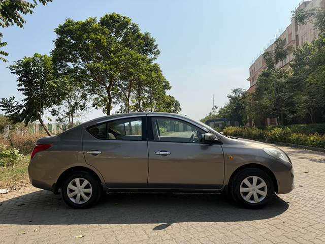 https://images10.gaadi.com/usedcar_image/4276011/original/f4291c113aa19f48bfc0493f9b0e03b7.jpeg?imwidth=6401