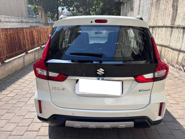 https://images10.gaadi.com/usedcar_image/4276102/original/processed_0f58ad7cdb8e22aaff284f3197836fde.jpg?imwidth=6402