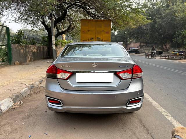 https://images10.gaadi.com/usedcar_image/4276146/original/processed_95b402fa355002821d2b0f722364677e.jpeg?imwidth=6402