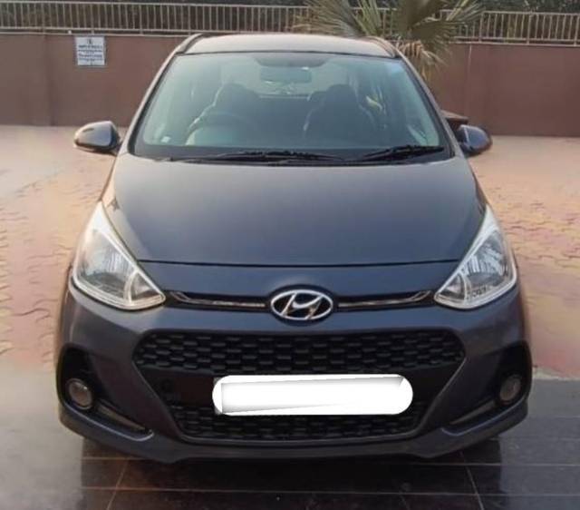 https://images10.gaadi.com/usedcar_image/4276194/original/processed_1b8bafbf2f982bed7cdb9075a65dc0ea.jpg?imwidth=6400