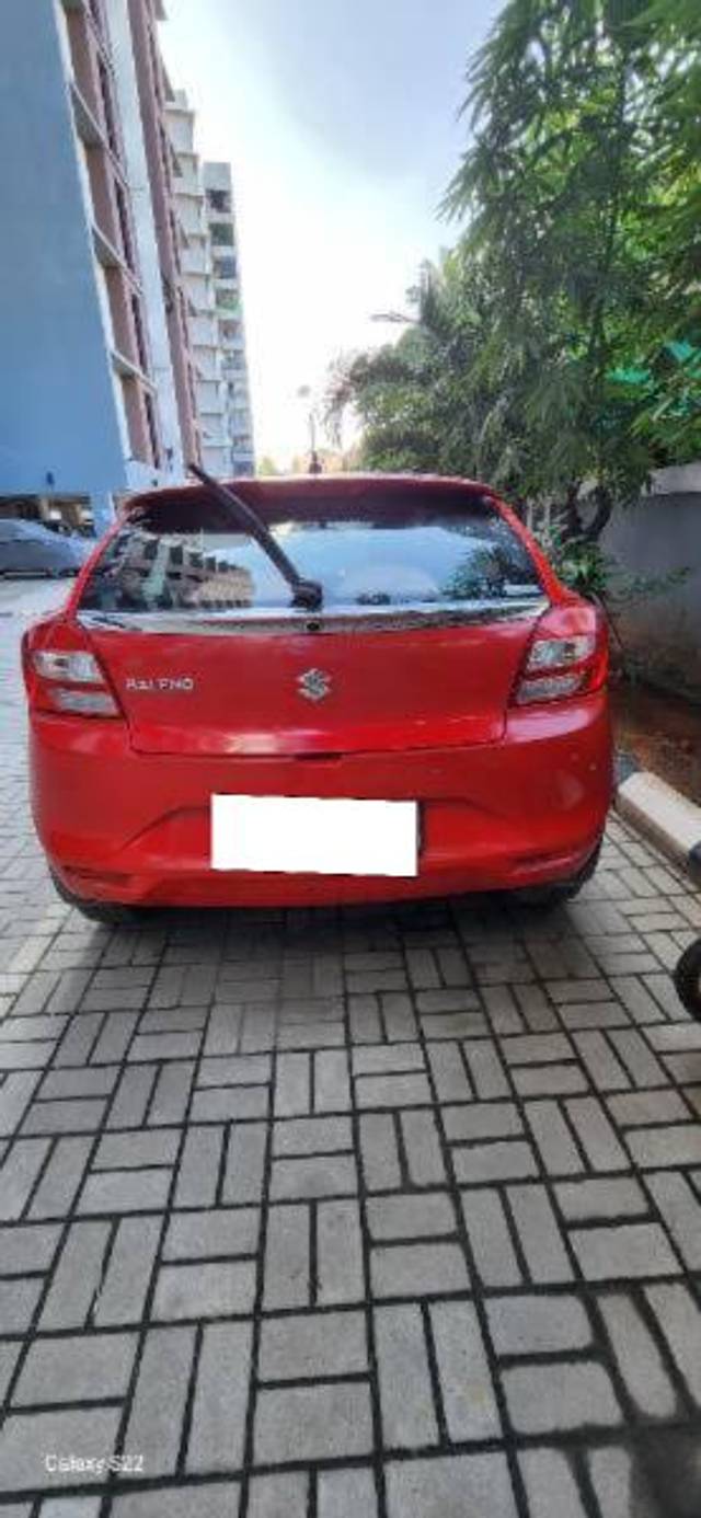 https://images10.gaadi.com/usedcar_image/4276211/original/processed_745968aa-5af5-4b0a-a0fa-d43fb18bcd90.jpg?imwidth=6402