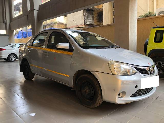 https://images10.gaadi.com/usedcar_image/4276315/original/processed_145493d92aa816e22d384c030a01b02f.jpg?imwidth=6400