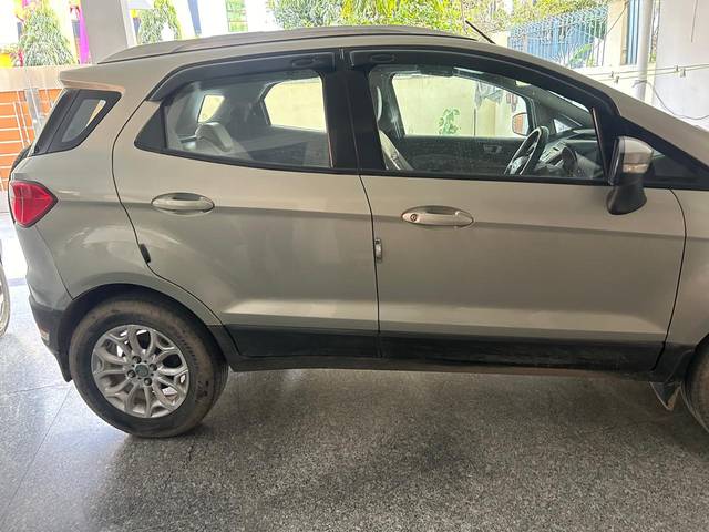 https://images10.gaadi.com/usedcar_image/4276327/original/ac453867c12db0a86313459f2041cb08.jpg?imwidth=6401