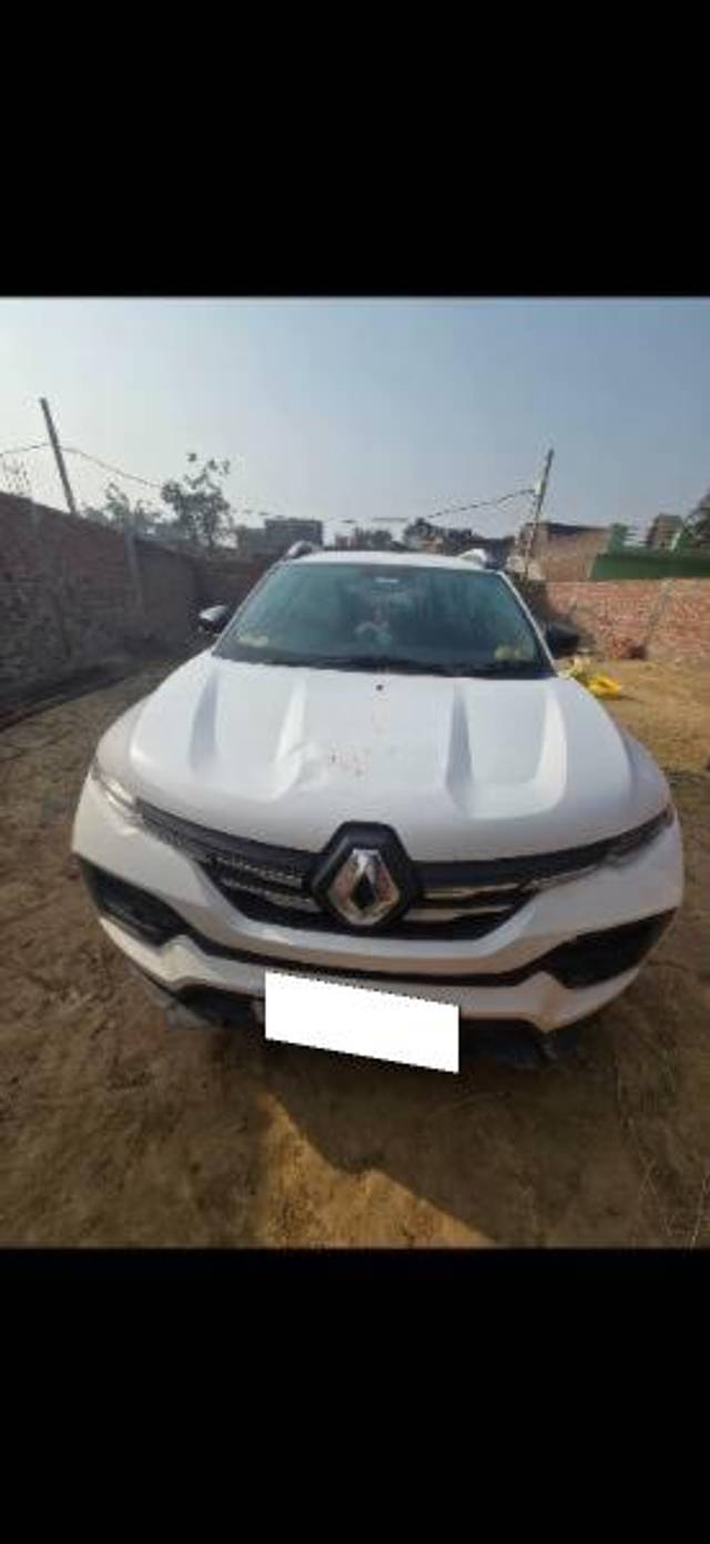 https://images10.gaadi.com/usedcar_image/4276346/original/processed_fee21b47-33c0-40e0-9005-ef8c42b5245a.jpg?imwidth=6400