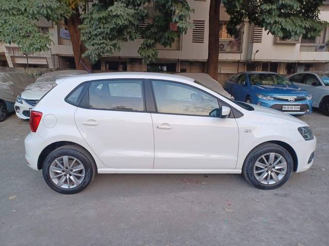 https://images10.gaadi.com/usedcar_image/4276352/original/processed_a83f3c74d4e9776d4bd78f62a742b653.jpeg?imwidth=6401